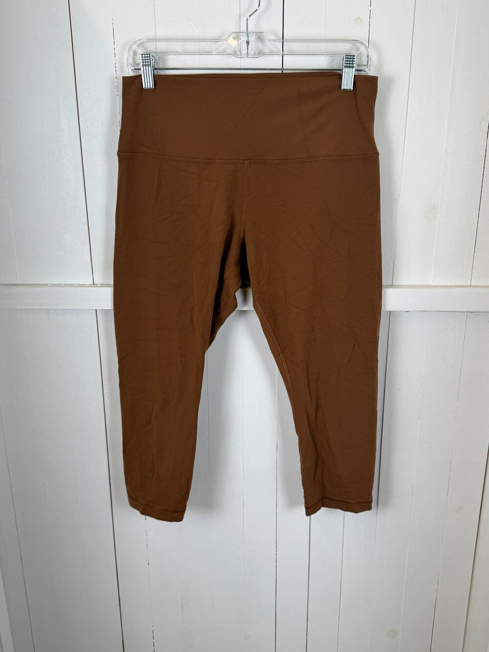 Lululemon Brown Capri Leggings Size 12 Nylon Pre-Owned